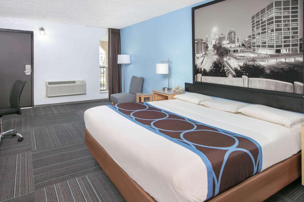 Super 8 By Wyndham Of